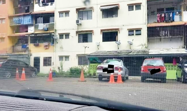 Cop Parking Di Mana-Mana Premis Boleh Dipenjara & Denda